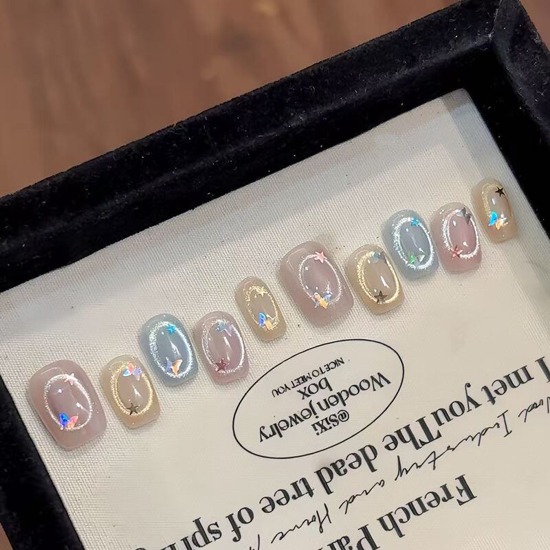 Purely Handmade【Colorful Halo】Dreamy Cat-Eye Design with a Shiny Dopamine Vibe, Short Style for Commuting, New Style with an Atmospheric Feel