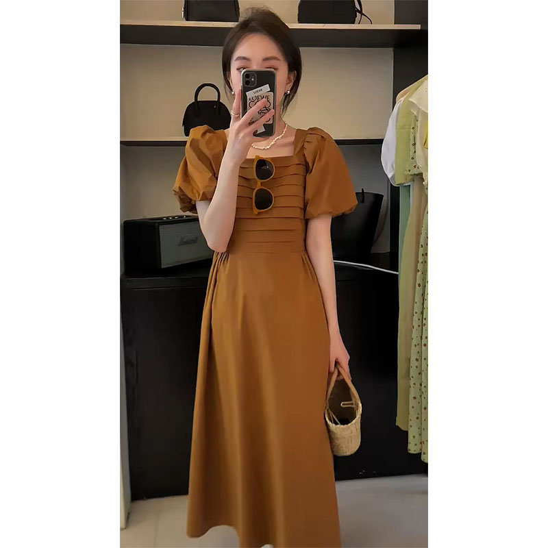 13502夏季新款女装高级感凡尔赛梨形身材泡泡袖显白显瘦连衣裙子