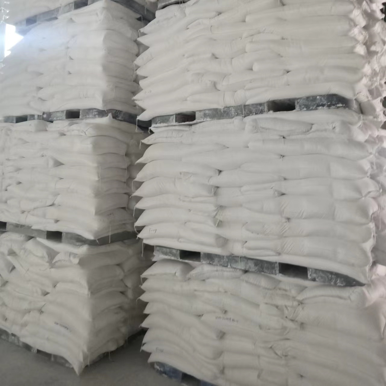 厂家销售凹凸棒粉 凹凸棒土 饲料 泥浆 涂料