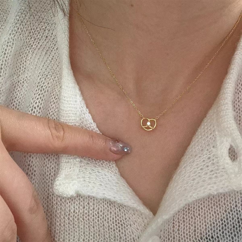 新款法式轻奢珍珠项链女小众复古不掉色锁骨链气质高级感项饰批发|undefined