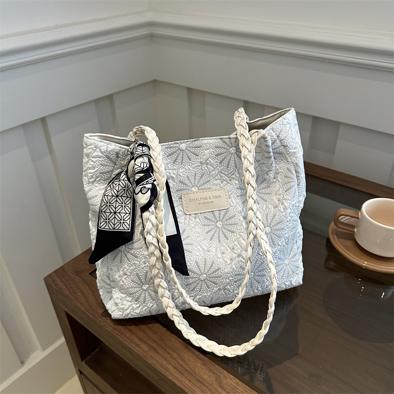 大容量手提包2024春包包女女小众上班大学生上课质感通勤托特包