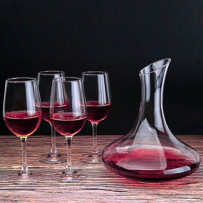 Glass wine glass set for home, hotel, and restaurant use, including goblets, decanters, wine glasses, and small wine glasses, new seasonal product Glass wine glass set for home, hotel, and restaurant use, including goblets, decanters, wine glasses, and small wine glasses, new seasonal product