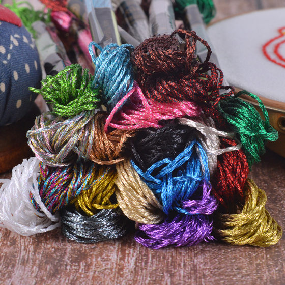 Factory direct DMC color long Standard Cross Stitch Gold and silver thread manual embroidery thread 8 meters 12 strands of wire embroidery thread
