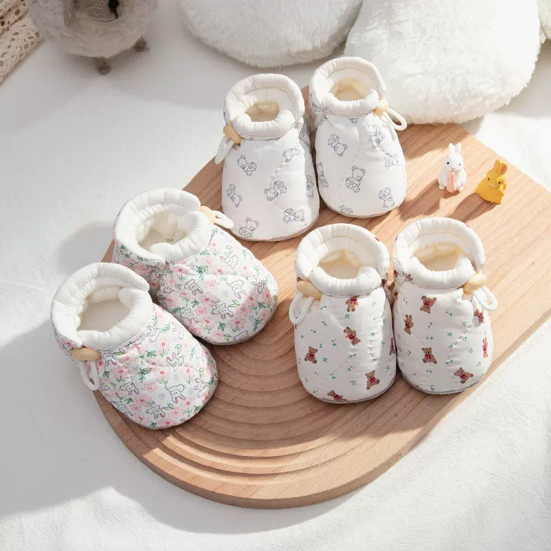 冬季婴儿鞋子0-1岁新生儿纯棉加厚绒保暖鞋袜 男女宝宝软底学步鞋