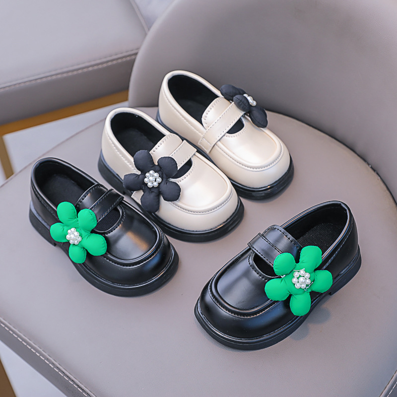 Zapatos de cuero pequeños para niña, zapatos de princesa de estilo preppy, planos de flores para niña pequeña y mediana, otoño 2024