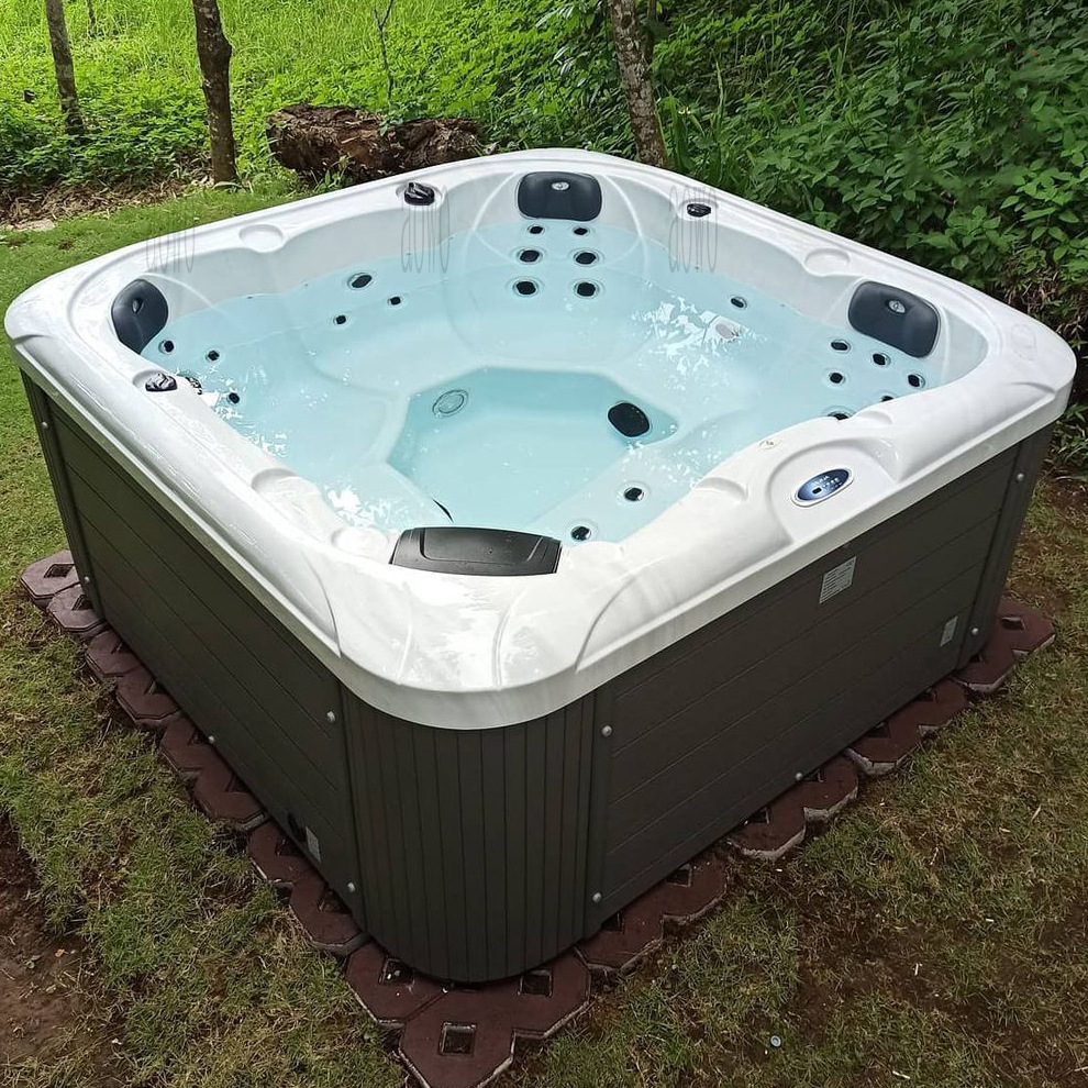 Guangdong Foshan bañera acrílica piscina al aire libre jacuzzi villa bañera al aire libre spa independiente 6 personas