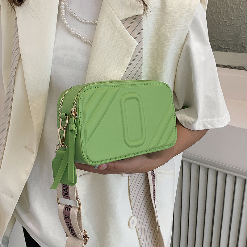 Bolso de hombro transfronterizo moda femenina bolso de teléfono móvil de alta calidad diseño de nicho europeo y americano bolso de mensajero casual de todo fósforo