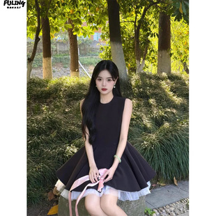 ��ʽ���|�{ɫ�o�䱳���B��ȹ��Ů�ļ�2025�¿��ٽz߅���������ȹ