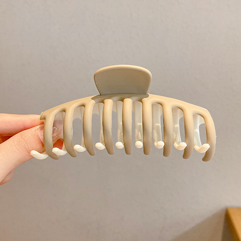 Gran tiburón clip leche serie café clip de pelo mujer cabeza espalda temperamento simple pelo agarre horquilla moda pelo accesorios al por mayor