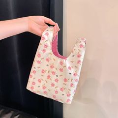 ファッショナブルな通勤バッグ女性の新しいカジュアル旅行トレンディなハンドバッグ韓国スタイルのファッショナブルでかわいい花のキャンバスバッグ