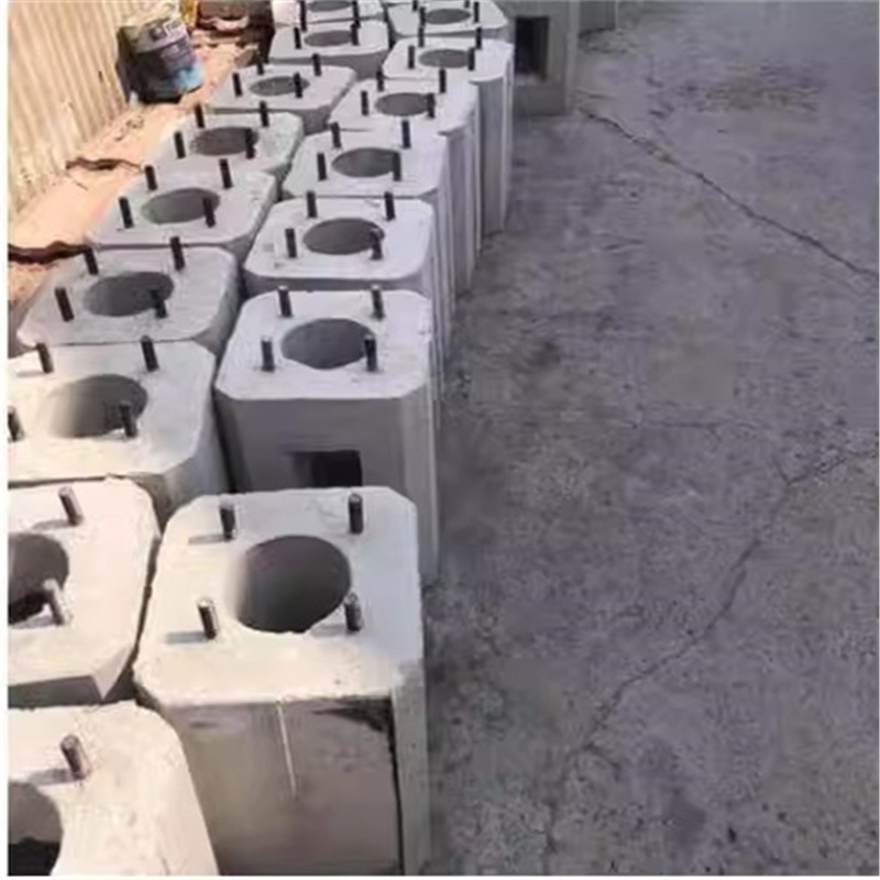 广东中山监控立杆水泥墩路灯杆预埋件混凝土基础底座厂家直销现货