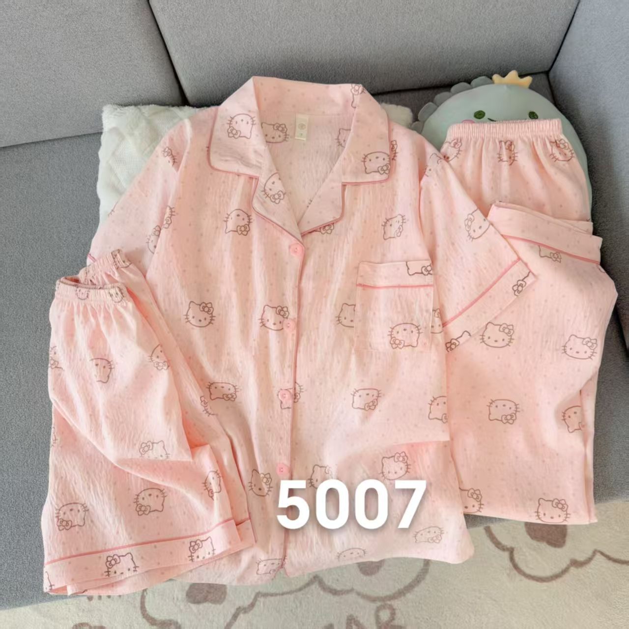 3016