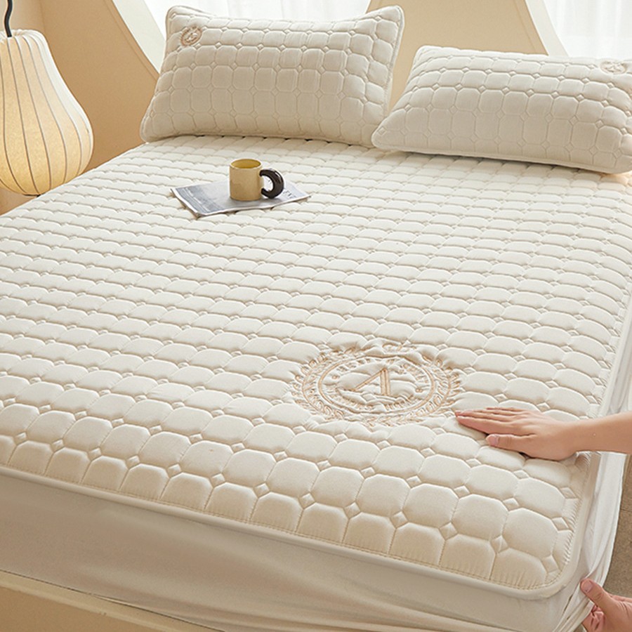 Colcha impermeable acolchada Colcha de cama engrosada de una pieza Cubierta de cama con todo incluido Cubierta protectora de colchón 2025 Nuevo Four Seasons Universal