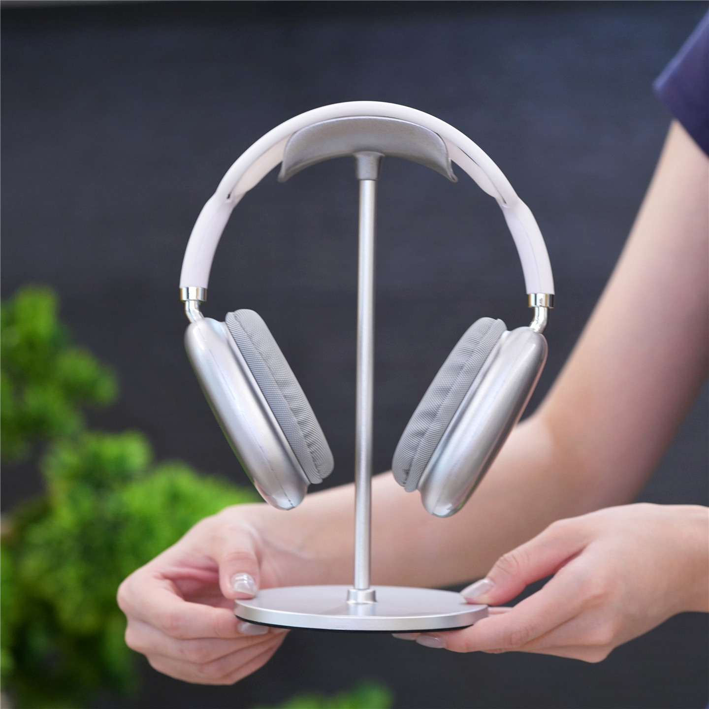 흰색 헤드폰 + 새 스탠드 Bluetooth 모델