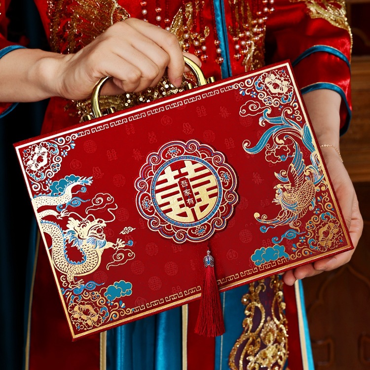 彩礼钱盒子订婚礼金盒现金彩礼箱聘礼礼金箱结婚用品大全10万箱子