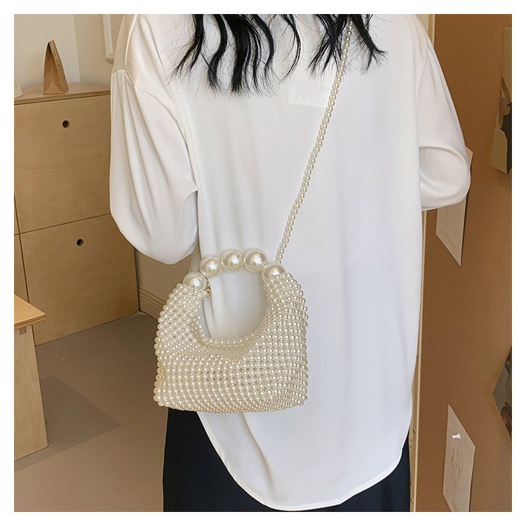 571g Weight Open Closure Type Single Shoulder Strap Strap Type Crossbody Bag Bags Type Holiday, Party Occasion Plastic Material Solid Color Pattern All Seasons Season Women's Gender Elegant, Classic Style Style Square Shape Small Size Women's Small Plastic Solid Color Elegant Classic Style Square Open Crossbody Bag 25