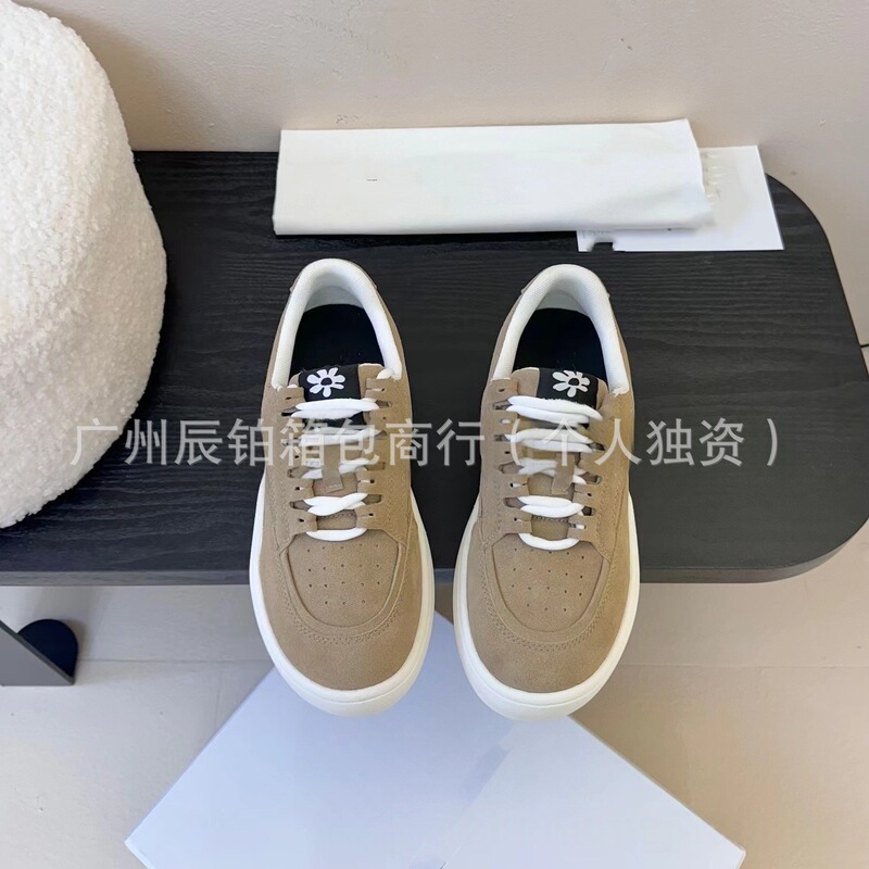 高端系带新款增高鞋圆头小众厚底高端运动2025时尚面包板鞋休闲鞋|undefined