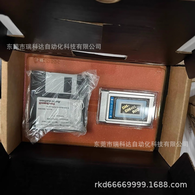 C200HW-COM06-V1 CJ1W-SCU31-V1 E53-CNH03N 欧姆龙全新现货议价