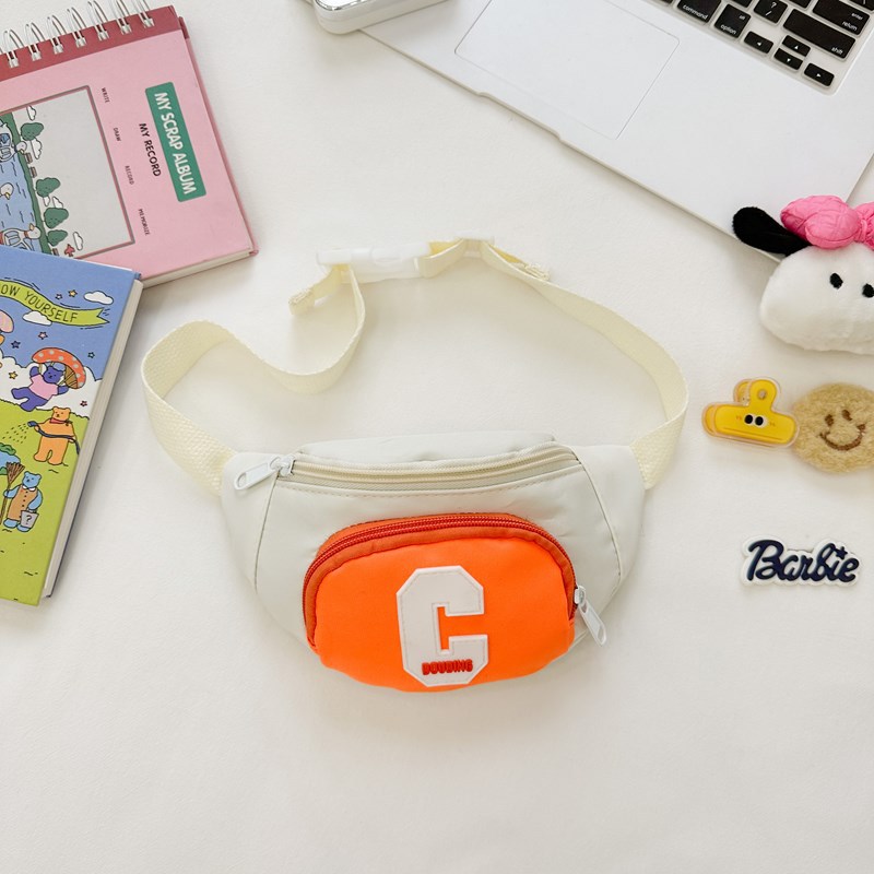Bolso de pecho coreano para niños y niñas, bolso de moda para niños de color contrastante, 2024 nuevo comercio exterior letras extranjeras bolso de mochila para niños