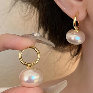2024 New European and American Light Luxury Pearl Earrings Elegant All-match Retro Atmospheric Earrings French Earrings Unique Earrings