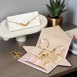 首饰箱;首饰架/箱;收纳盒