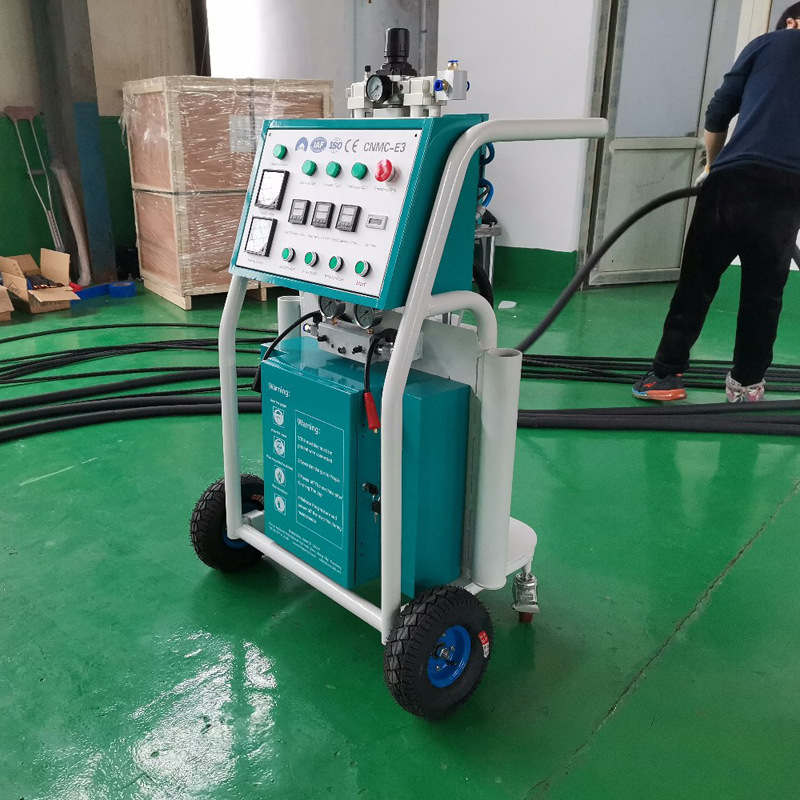 蓝色CNMC-E3聚氨酯喷涂机双组份保温发泡机 1：1比墙体保温泡沫机