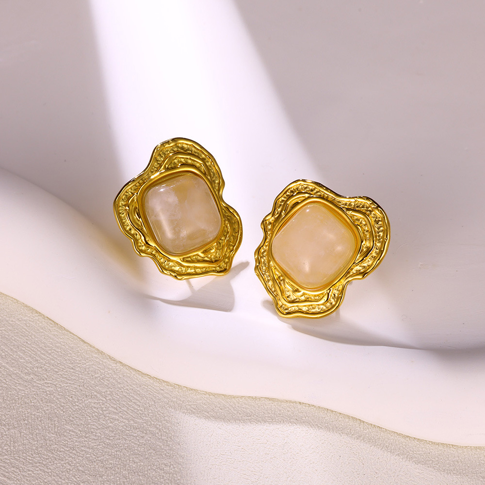 13g Weight 0.03µm-0.05µm Gold Plating Thickness PVD Coated Gold Plating Process 304 Stainless Steel Ear Needle Material Real Gold Plated Plating Material Stone-Free Inlay Material Ear Studs Classification 18K Gold Plating Color 1 Pair Quantity Daily Occasion 304 Stainless Steel Material Shamrock, Flower Pattern Women's Gender Vintage Style Style Waterproof Non Tarnish Craft PVD Coated Real Gold Plated 18K Gold Shamrock Flower 304 Stainless Steel Vintage Style Waterproof Non Tarnish Ear Studs 1