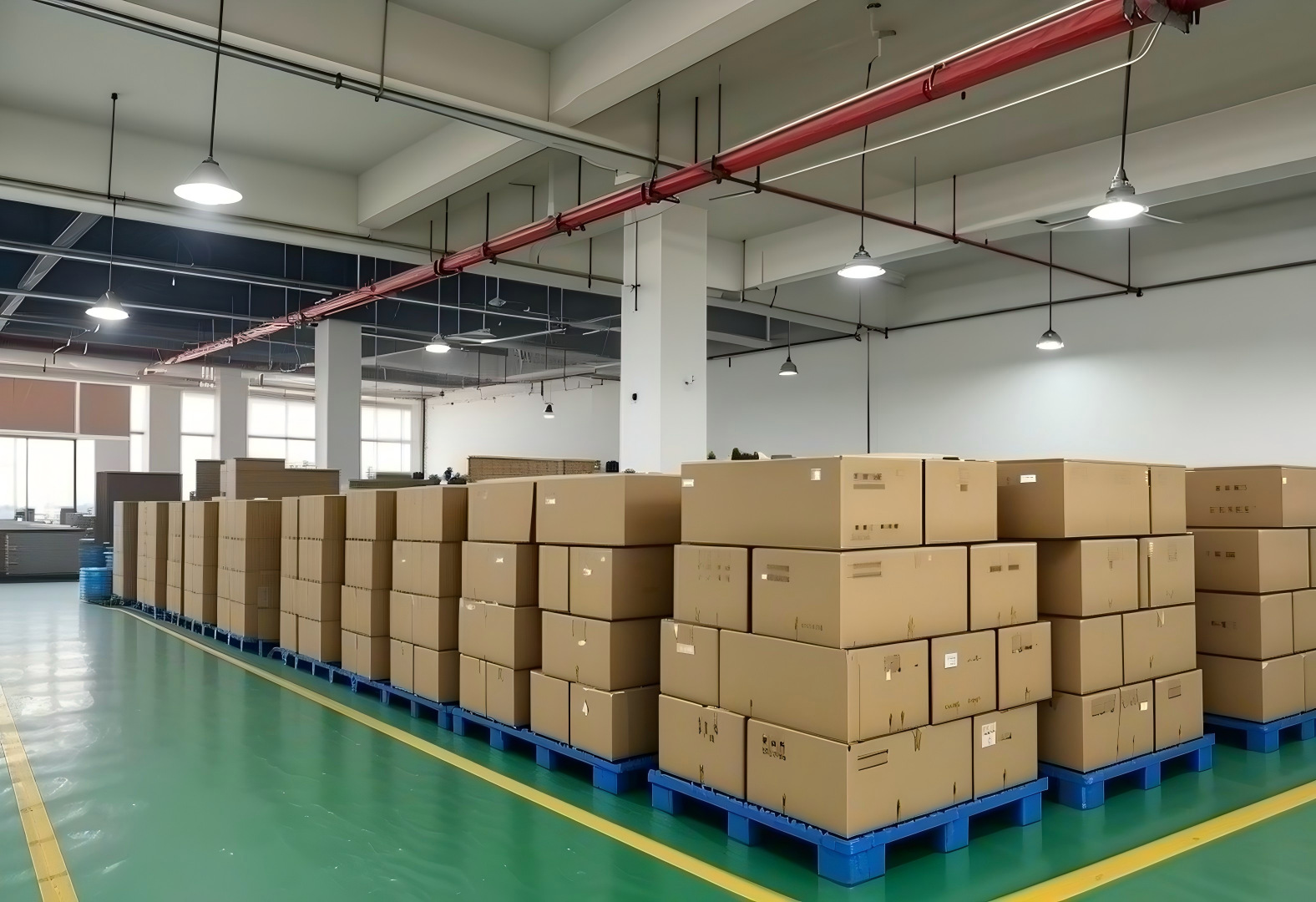 手持吸附式挂烫机小型蒸汽熨烫便携干湿两用除皱家用多功能电熨斗