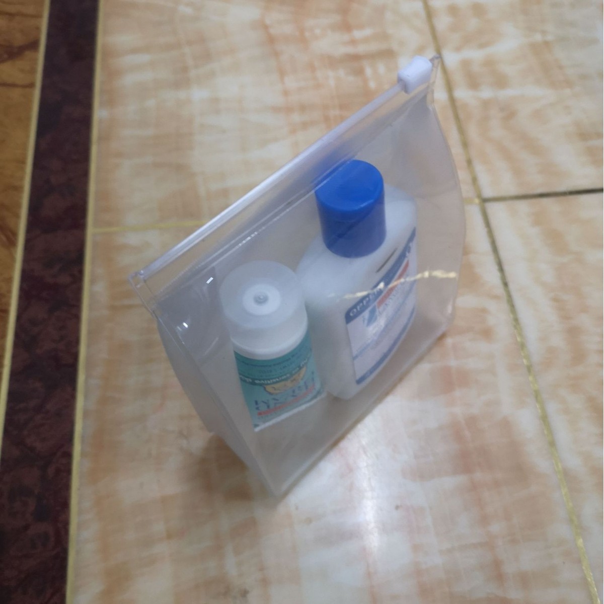 源头工厂供应透明PVC包装袋饰品服装辅料包装纽扣袋可印logo