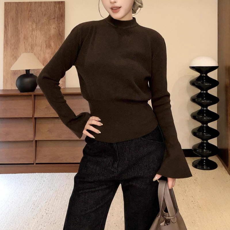 2025 Autumn/Winter New Design Stylish Sweater for Women, European and American Style, Slightly Flared, Pure and Alluring Style
