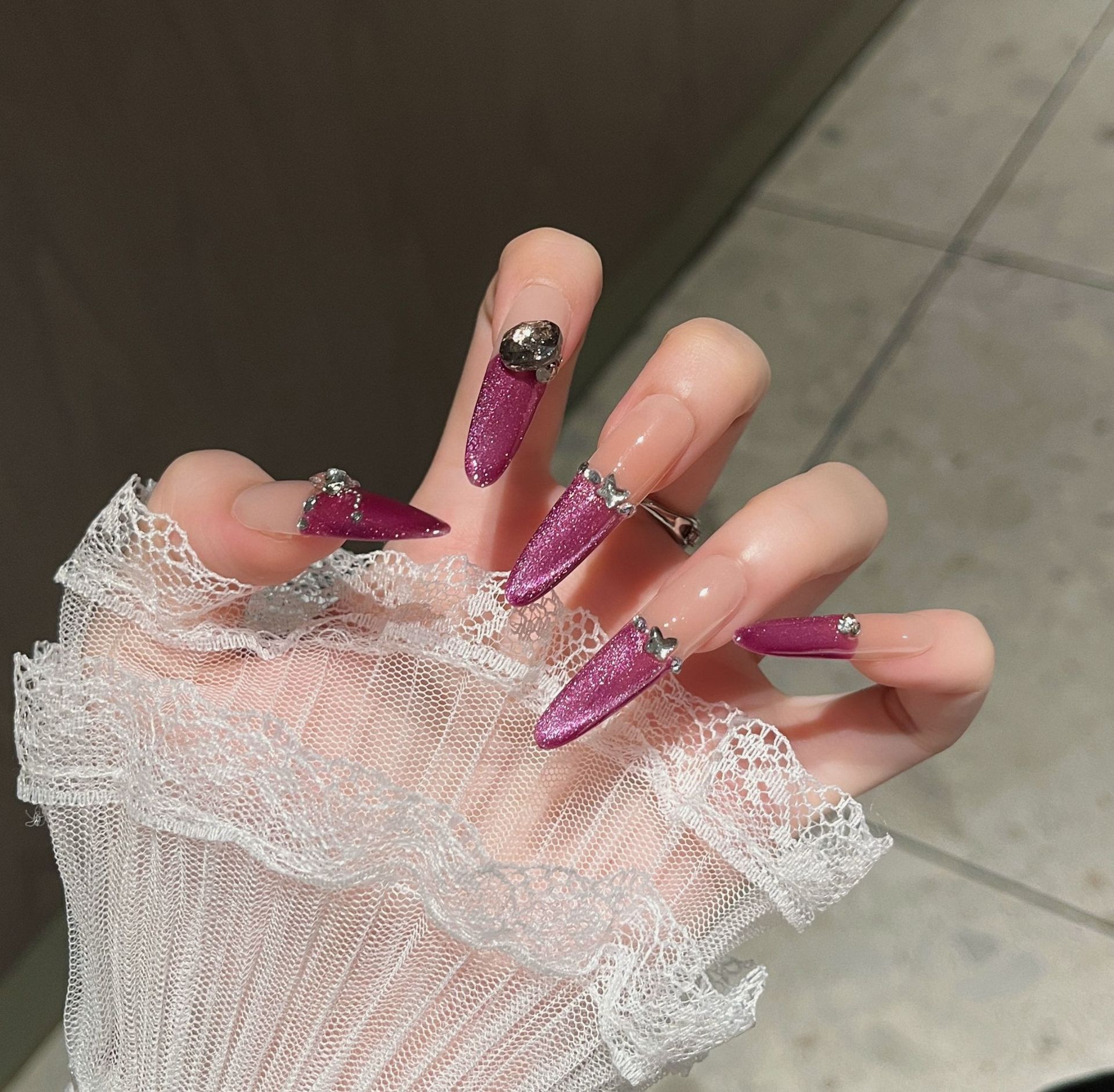 Uñas postizas de ojo de gato transfronterizas, piezas de uñas hechas a mano, uñas postizas, arte de uñas portátil, estilo largo de alta gama.