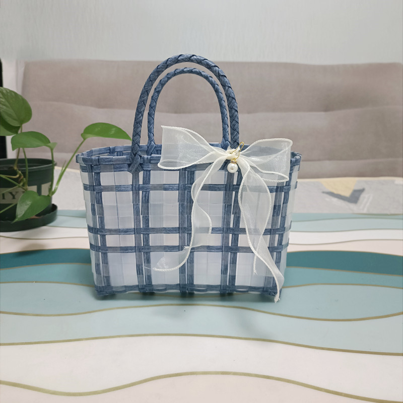 756g Weight Open Closure Type Double Handle Strap Type Handbag Bags Type Holiday, Travel Occasion PVC Material Plaid Pattern All Seasons Season Women's Gender Cute, Vacation Style Square Shape Large Size Women's Cute Vacation Plaid PVC Shopping Bags 24