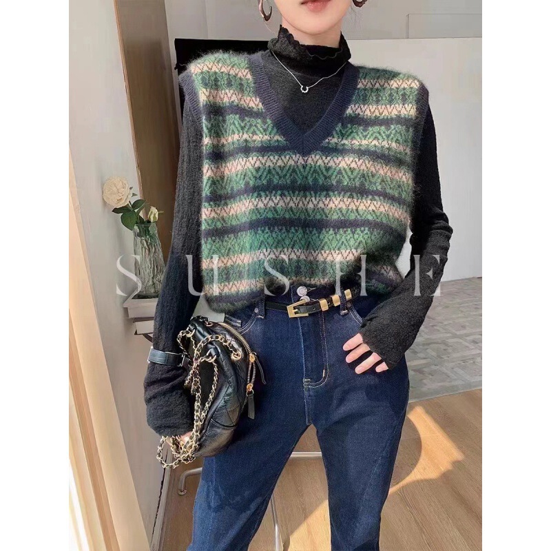 Elegant Fragrant Style V-neck Knitted Vest Women's Loose Western-style Double-breasted Furry Stitching Outer Vest Top