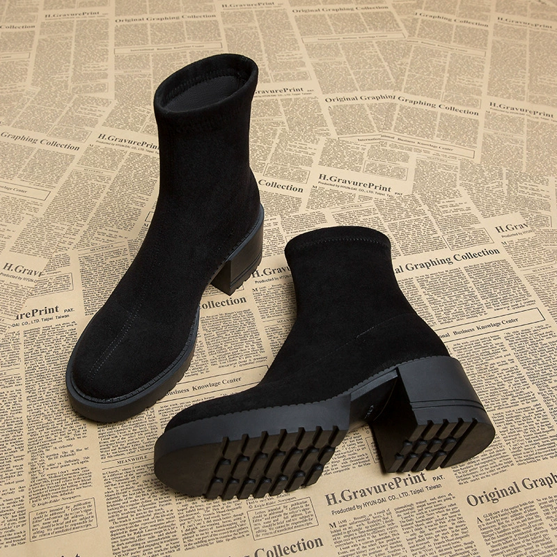 Женские сапоги на высоком каблуке, осень-зима 2021, новый стиль, корейские ботинки телесного цвета Huizhou на толстом каблуке с флисовой подкладкой, черные тонкие короткие сапоги