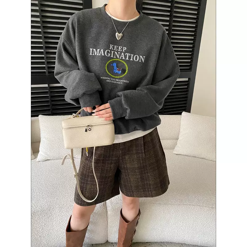 司南 时髦博主风 美式趣味小马刺绣圆领宽松显瘦加厚卫衣 SN8516