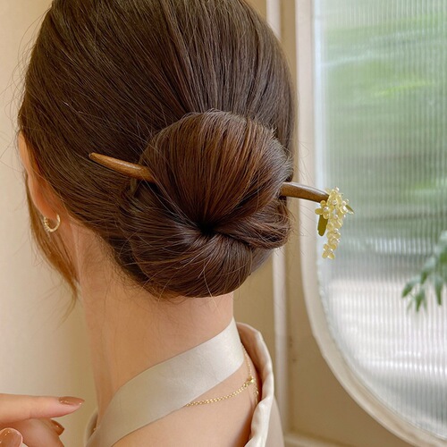 Super fairy temperament osmanthus fringe hairpin for women with bun hair, ball head, cheongsam, Hanfu hairpin, wooden hairpin on the back of the head, headdress