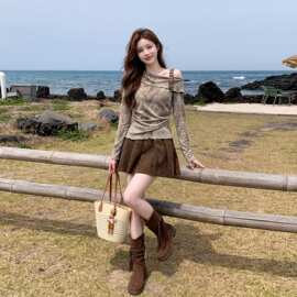 秋装一字领扎染长袖t恤百褶短裙两件套女