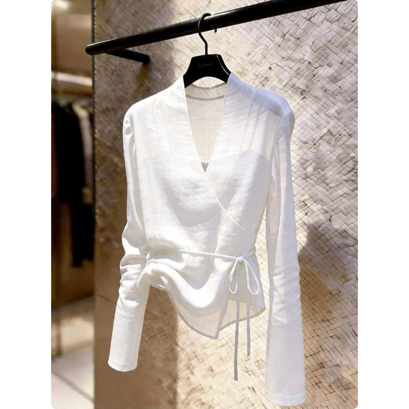 Unique, Beautiful, and Super Stylish Tops for Women, 2026 Summer New French Design, Niche Fashion, Elegant Women's Clothing