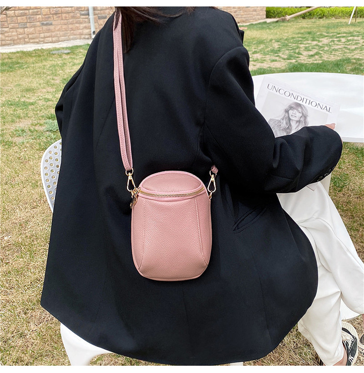 294g Weight Polyester Lining Material Sewing Thread Fashion Element Zipper Closure Type Single Shoulder Strap Strap Type Crossbody Bag Bags Type Casual Occasion Genuine leather Material Solid Color Pattern All Seasons Season Women's Gender Streetwear Style Shell Shape Women's Solid Color Genuine Leather Sewing Thread Zipper Phone Wallets 27