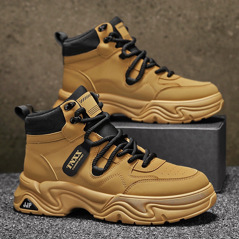 Zapatos de hombre de caña alta 2024 otoño nuevo impermeable y resistente al desgaste botas Martin británicas botas cortas de herramientas al aire libre para hombres