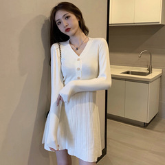 针织连衣裙新款秋冬季女装收腰显瘦裙子气质内搭法式百搭打底裙潮