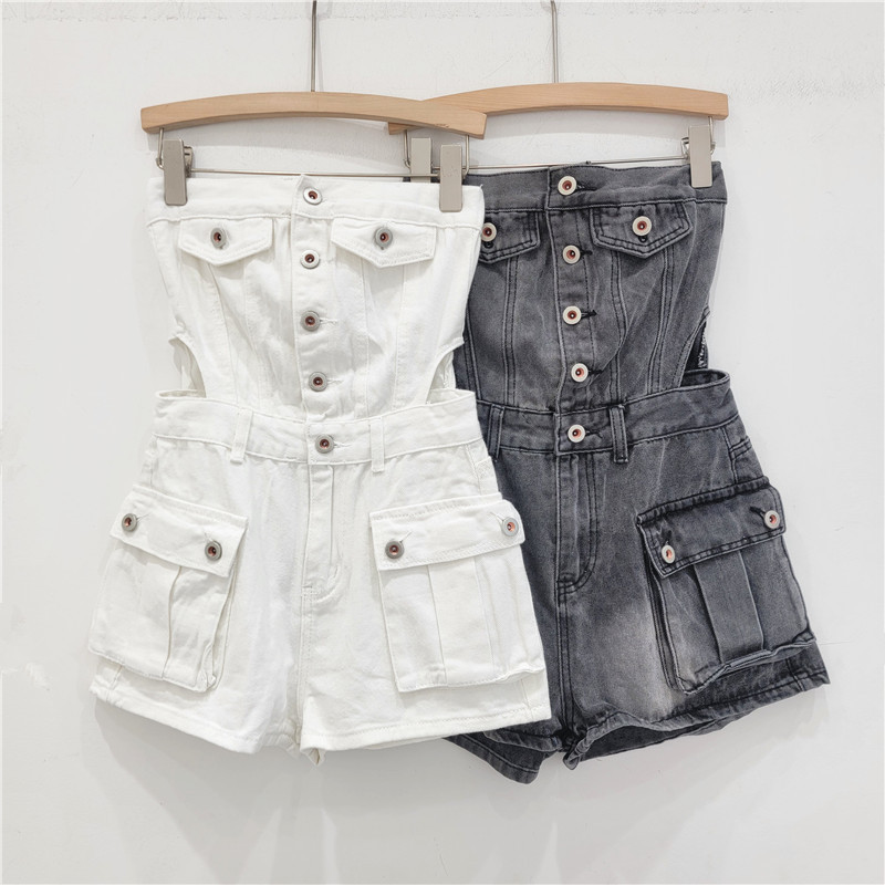 Pantalones cortos de mezclilla de una pieza con sentido del diseño de botones de productos europeos para mujer 24 verano nueva moda herramientas de reducción de edad a pantalones anchos