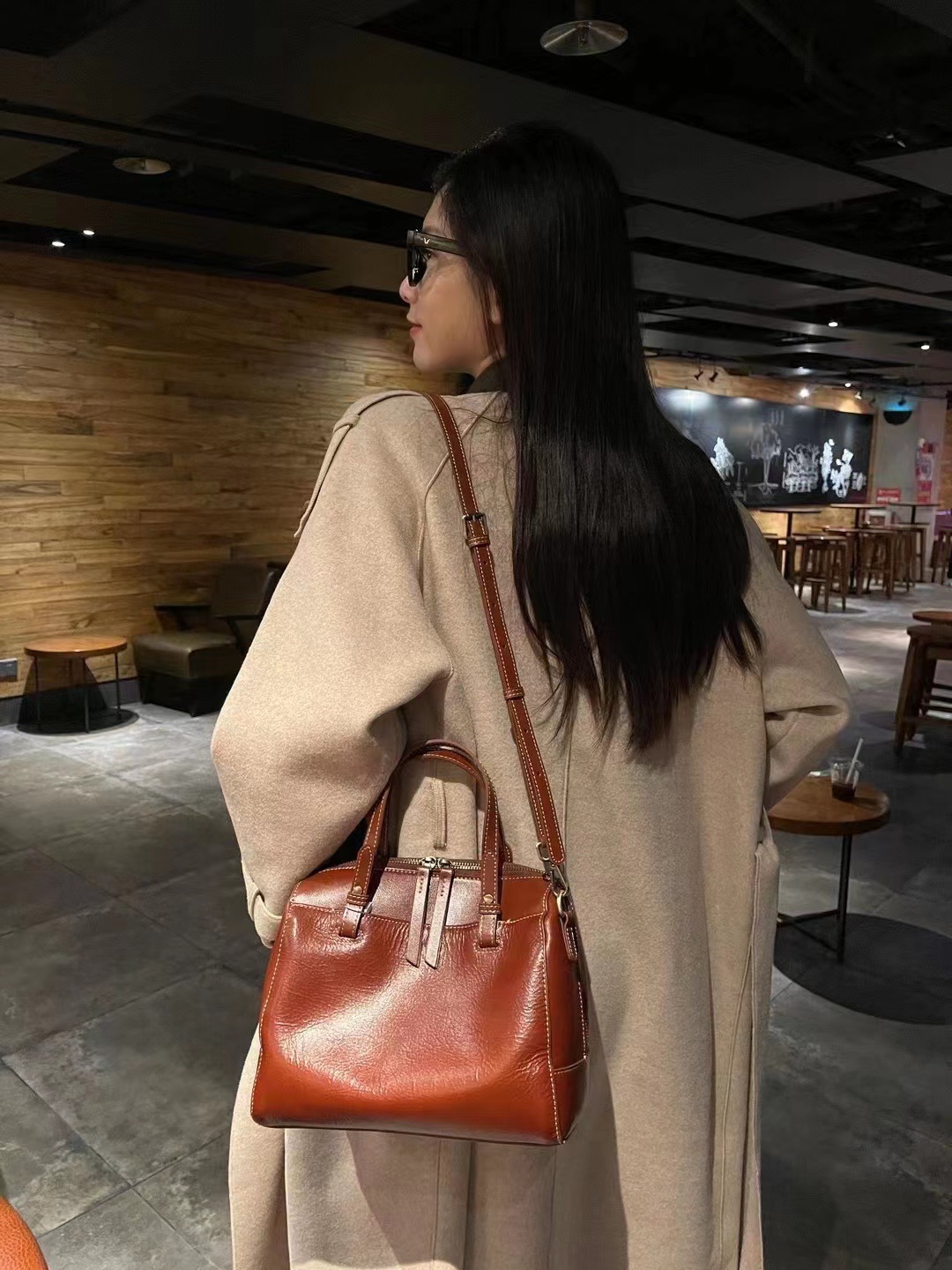 Bolso de cuero curtido vegetal primera capa de piel de vaca gran bolsa de pasta de árbol de cuero retro bolsa de mensajero de moda casual todo-fósforo de cuero suave 775