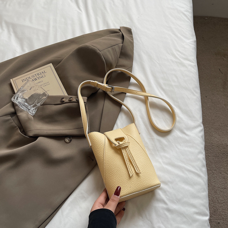 옐로우 + 펜던트