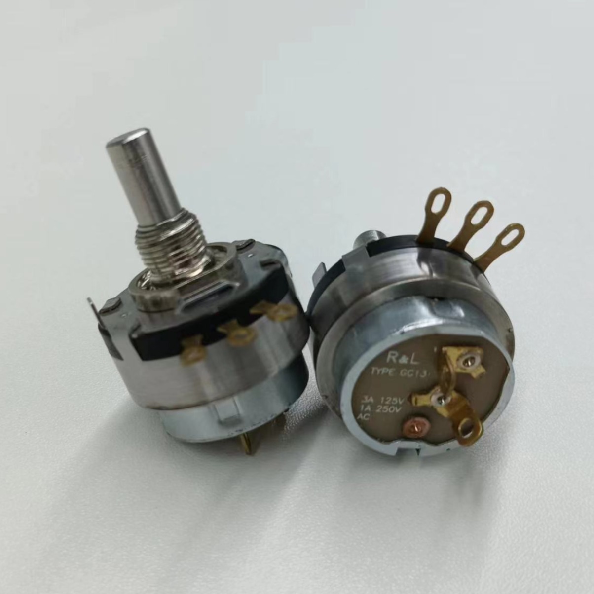 工厂直销 线绕电位器 角位移 多阻值功率电位器可调电阻器