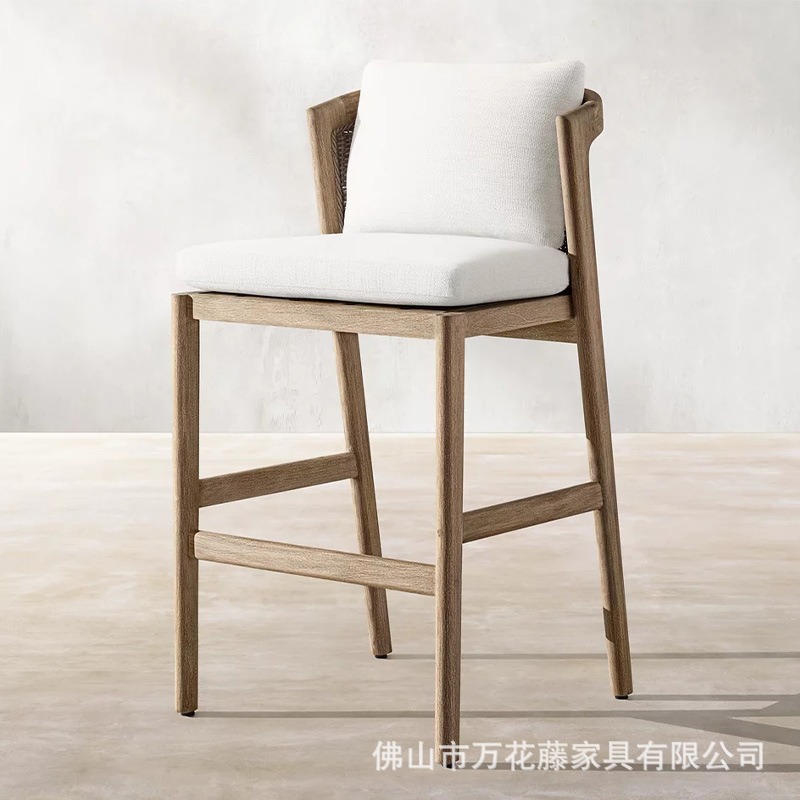 Mesas y sillas al aire libre de ocio nórdico personalizadas combinación de patio de villa al aire libre jardín impermeable muebles de madera maciza mesa de comedor silla de mimbre