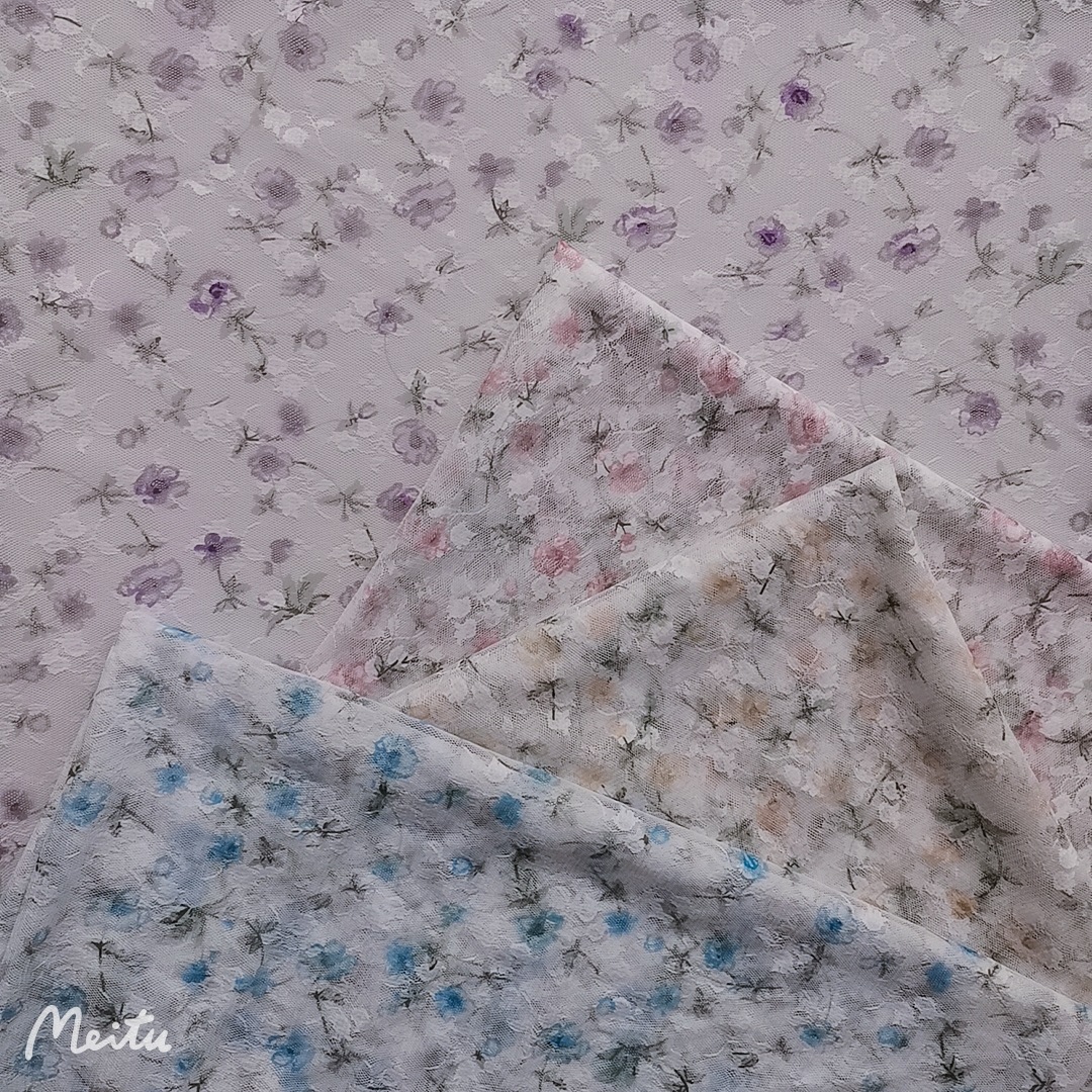 现货供应~新款无弹涤纶小风铃花提花网纱小花数码印花 柔滑垂面料