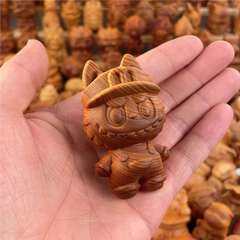 新しい天然シダーウッド彫刻バブルコードトラブブハンドピースデスクトップクリエイティブ装飾品ガールズバッグペンダント
