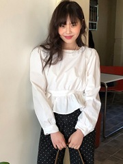 法式圆领短款蕾丝绑带衬衫女春季小个子设计感别致长袖白色上衣潮