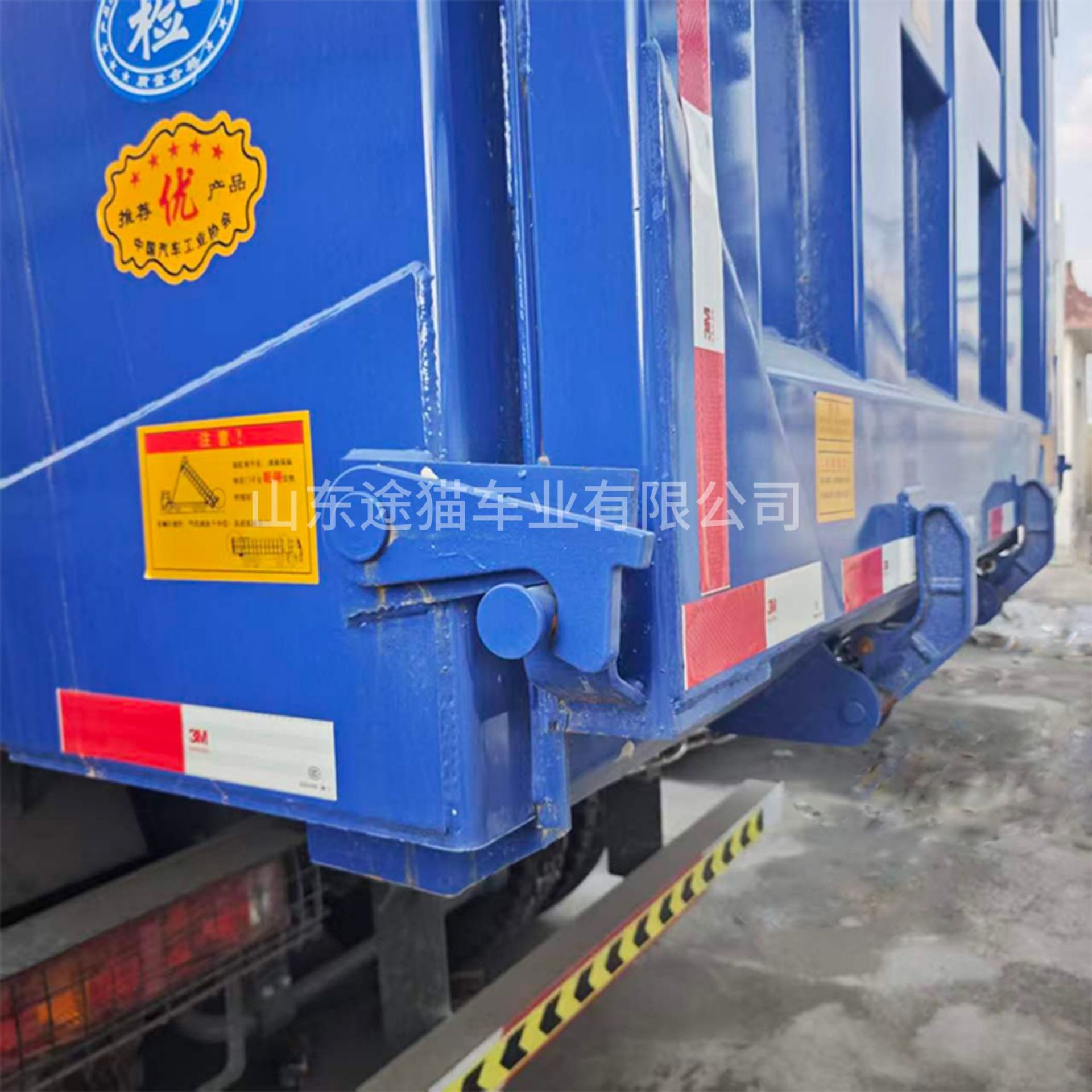 Cross-Border Howo 6X4 Dump Truck 371/375 Horsepower Rear Eight-Wheel Engineering Dump Truck for Africa